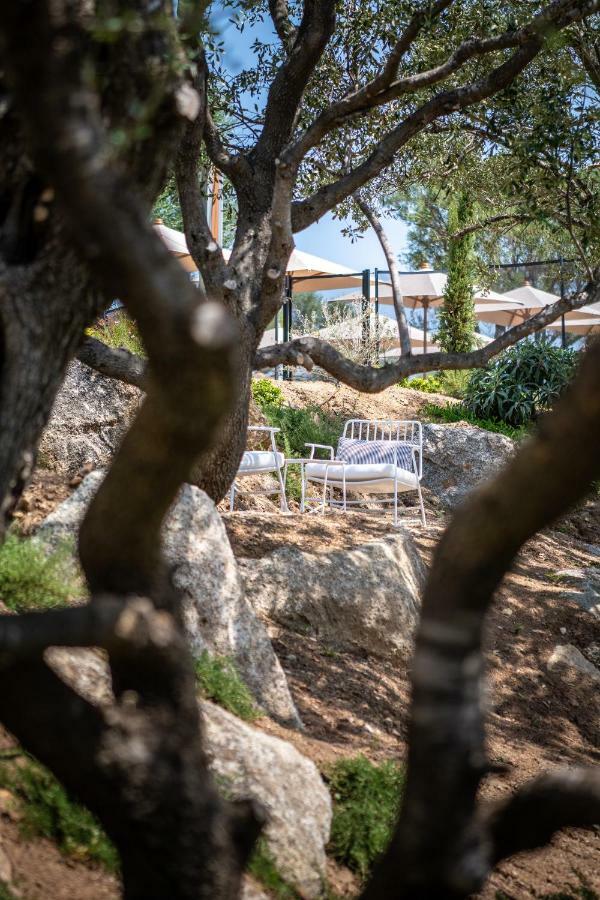 Hotel Restaurant Villa Josephine LʼÎle-Rousse Exteriör bild
