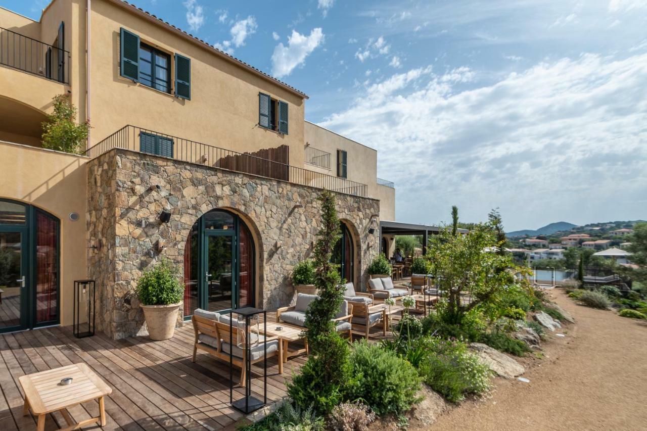 Hotel Restaurant Villa Josephine LʼÎle-Rousse Exteriör bild