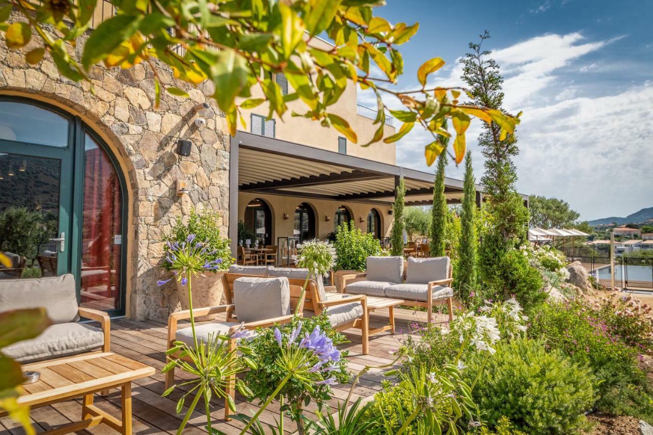 Hotel Restaurant Villa Josephine LʼÎle-Rousse Exteriör bild